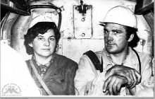 Lata 70-te ub. - W wagoniku (bryczce, kolasce) kolejki podziemnej – (foto ze zbiorów D. Kurczaka)