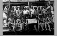 1974 - 2) Pracownicy KWK "Jankowice" oddelegowani do budowy nowego budynku socjalnego Ośrodka Wypoczynkowego w Kątach Rybackich - (foto dostarczone przez L. Adamczyka).